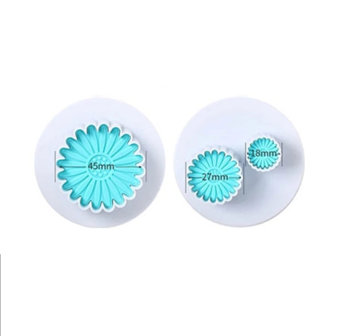 პლასტმასის პლუნჟერი (გამოსაჭრელი) გვირილები 3ც.