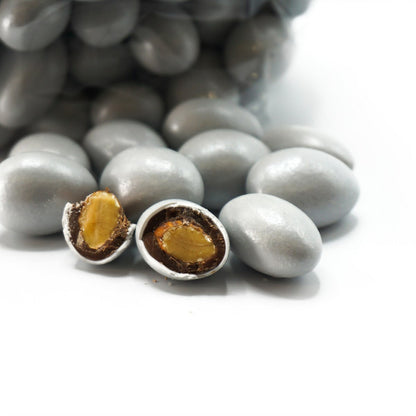 დრაჟე ნუში ფერად მინანქარში,100გრ.