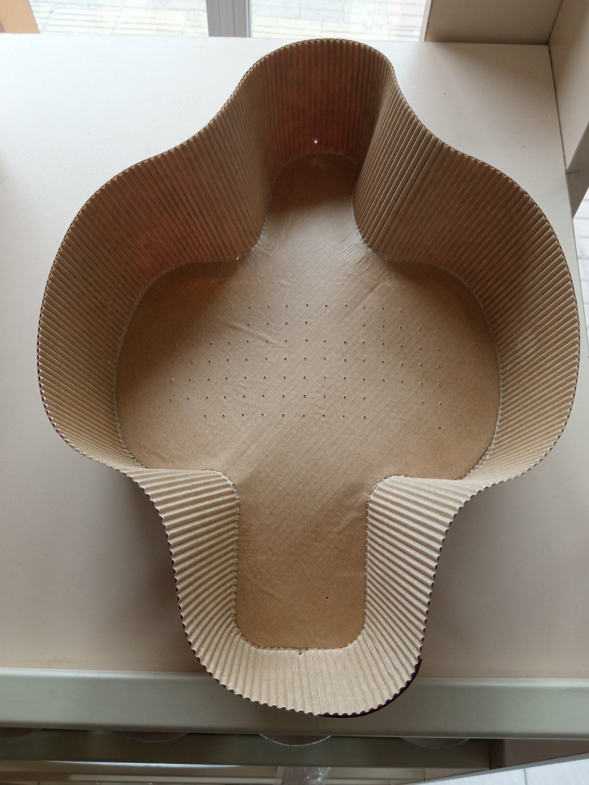 ქაღალდის ყალიბი პასკისთვის "კოლომბო"