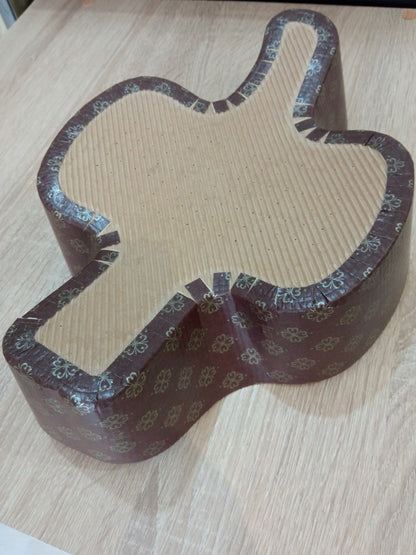 ქაღალდის ყალიბი პასკისთვის "კოლომბო"