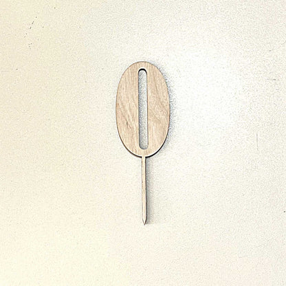 ტოპერი "ციფრი" ხის