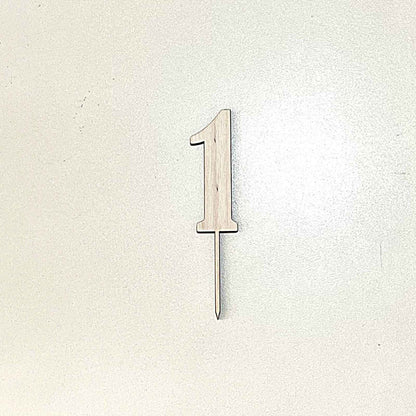 ტოპერი "ციფრი" ხის