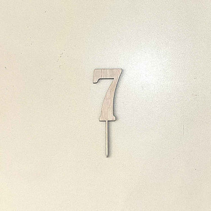 ტოპერი "ციფრი" ხის