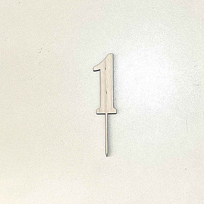 ტოპერი "ციფრი" ხის