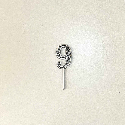 ტოპერი "ციფრი" ხის ჩუქურთმიანი