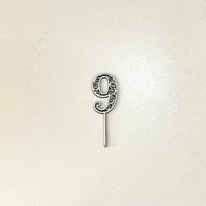 ტოპერი "ციფრი" ხის ჩუქურთმიანი