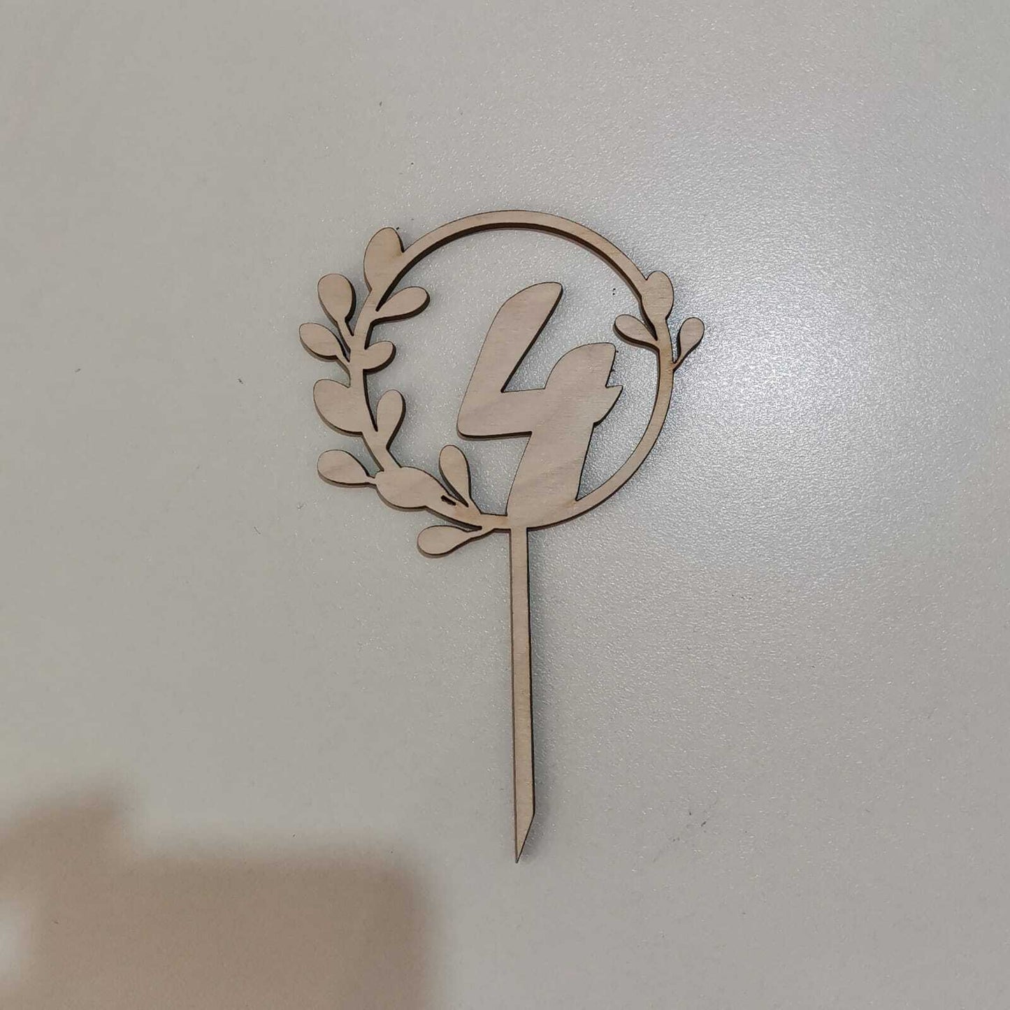 ტოპერი "ციფრი" ტოტიანი ხის